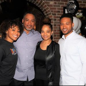 Meet your Posher, Ray